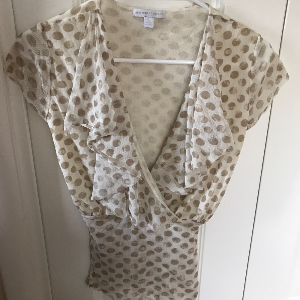 🌼SALE🌸 New York & Company Shirt